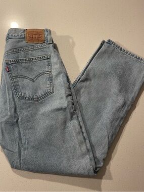 Levi's Low Pro Classic Straight Jeans size 28